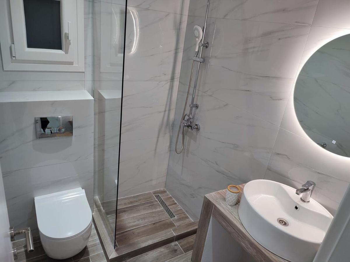 Alexander Luxury Apartments & Studios Metamorfosi  Exterior photo
