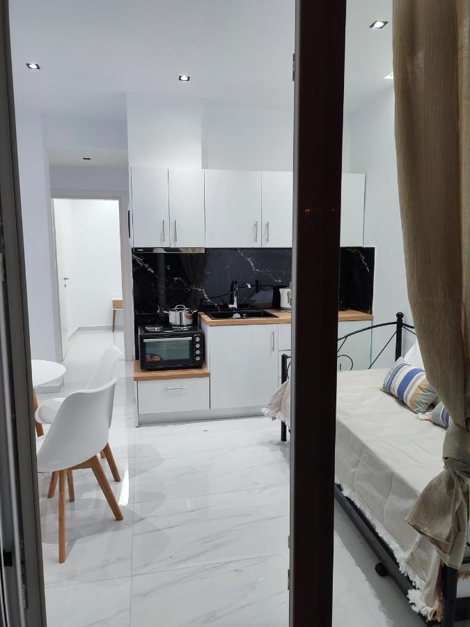 Alexander Luxury Apartments & Studios Metamorfosi  Exterior photo
